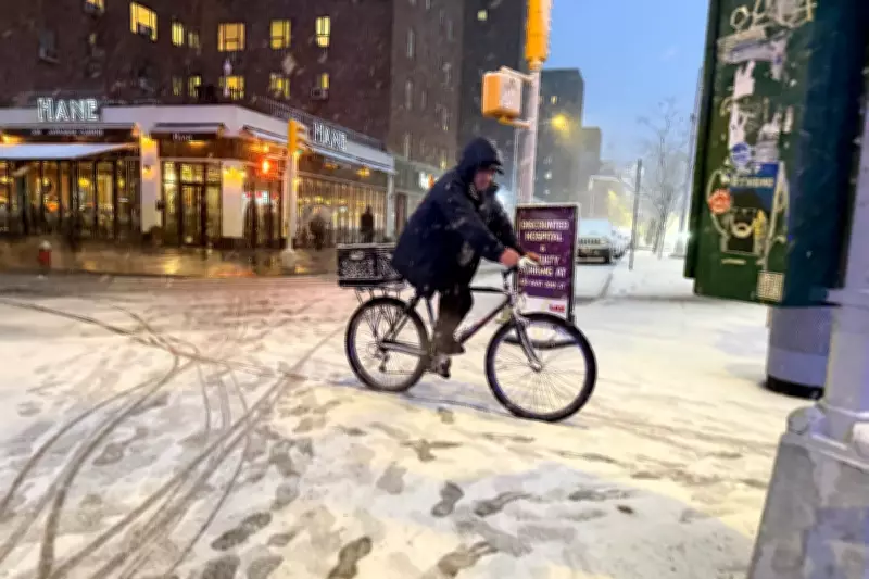 East Coast Paralyzed by Historic Blizzard, NYC Mayor Calls Students Directly