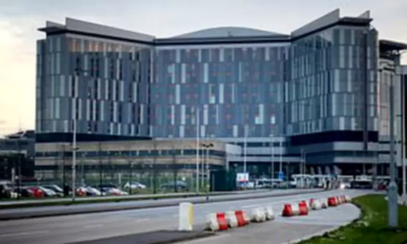 Ex-Health Boss Denies Political Pressure in Glasgow Superhospital Scandal