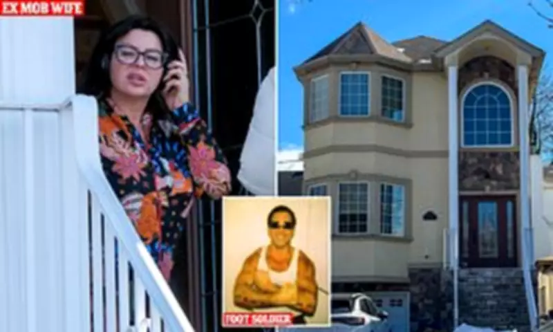 Ex-Mob Wife Discovers Fake Bomb Outside Home Amid Terror from Jailed Husband