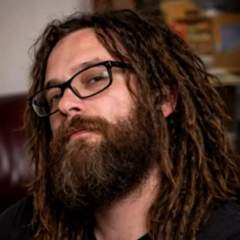 Father's Brain Tumour Symptoms Dismissed as Fatigue Before Seizure Diagnosis