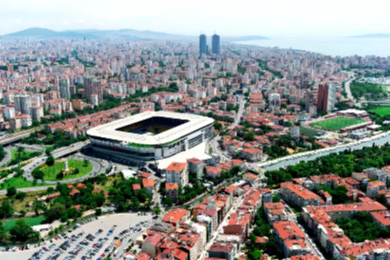 Fenerbahce Edge Nottingham Forest in Tense Europa League Playoff First Leg