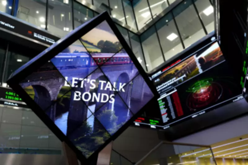 FTSE 100 Dips Amid Political Turmoil and US Retail Data