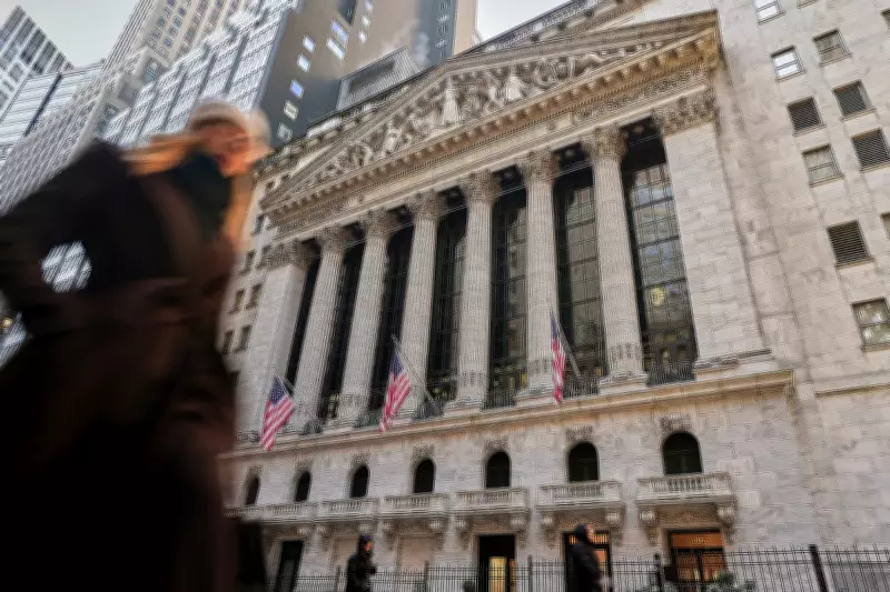 Gen Z Turns to Stock Market as Homeownership Dreams Fade