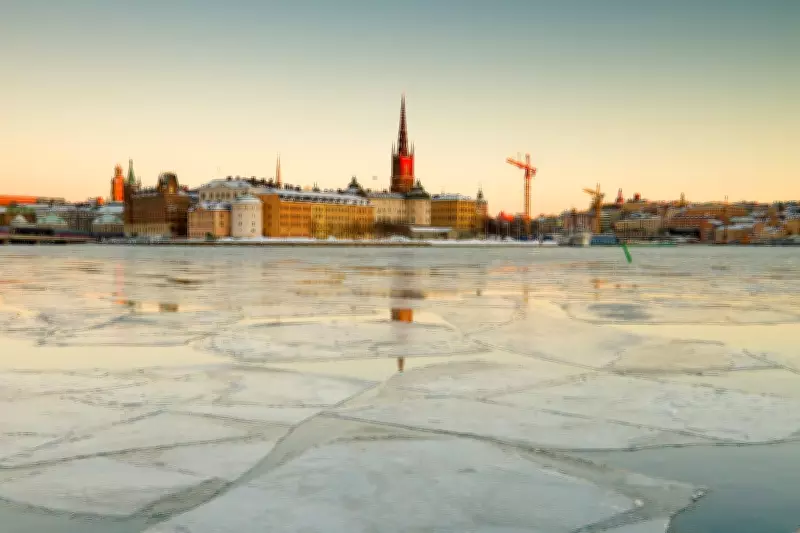 German Tourists Rescued from DIY Floating Sauna in Sweden's Archipelago