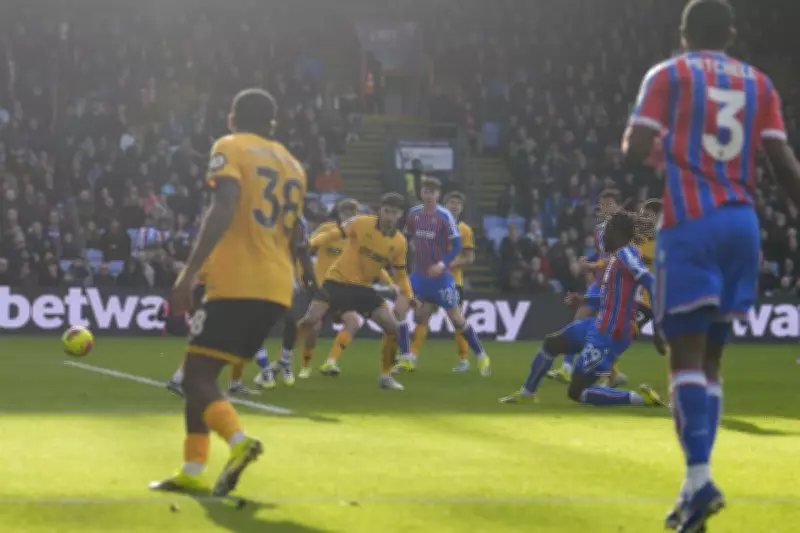 Guessand's Late Winner Seals Palace Victory Over 10-Man Wolves