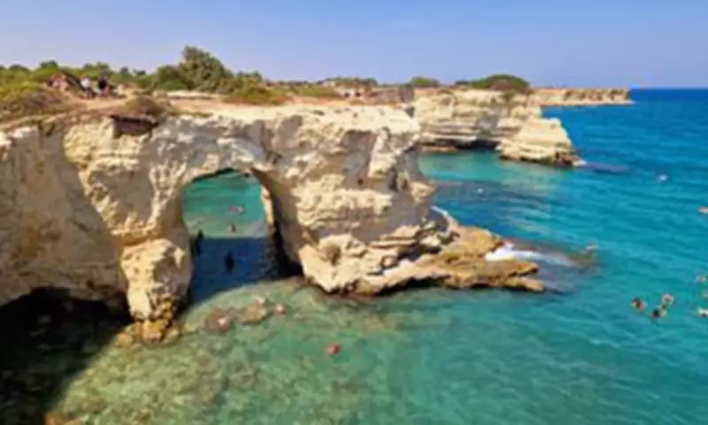 Italy's Iconic 'Love Arch' Collapses on Valentine's Day Amid Severe Storms