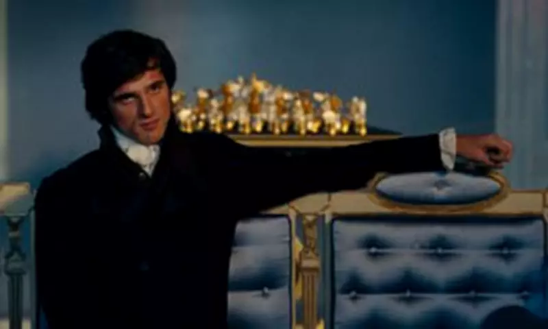 Jacob Elordi's Heathcliff Casting Sparks Race Debate Amid Royal Island Mourning