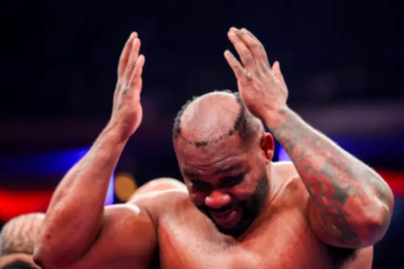 Jarrell Miller's Toupee Punched Off, Thrown Into Crowd at MSG Bout