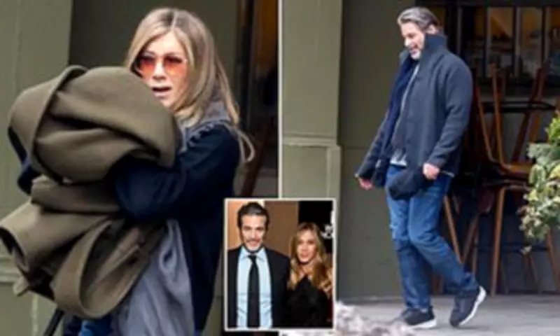 Jennifer Aniston and Jim Curtis Furniture Shop in NYC Amid Apartment Hunt