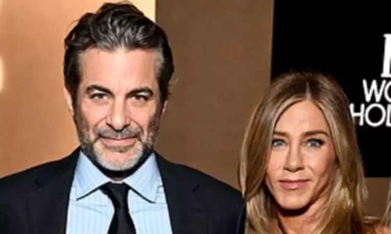 Jennifer Aniston Celebrates First Valentine's Day with Boyfriend Jim Curtis