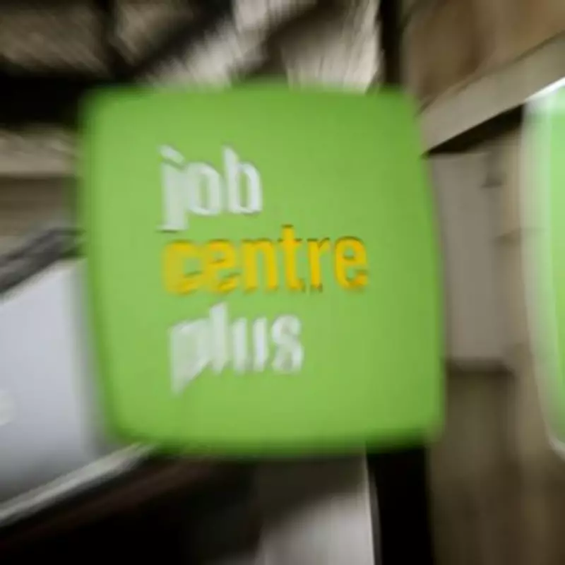 Jobseekers Reveal Outdated Parental Advice in Modern UK Job Hunt