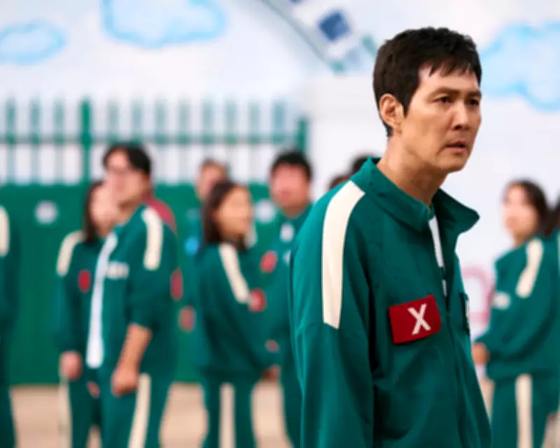 John Yorke's 'Trip to the Moon' Critiqued for Verbose Style and Political Digressions