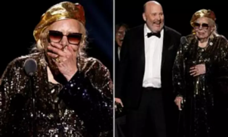 Joni Mitchell's Grammys Speech Pause Sparks Concern and Support