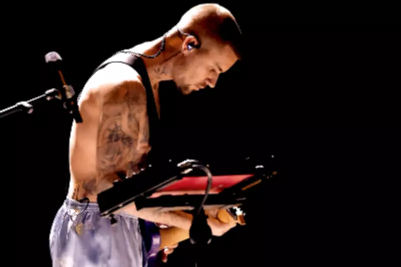 Justin Bieber's Lavender Boxers Steal the Show at 2026 Grammys