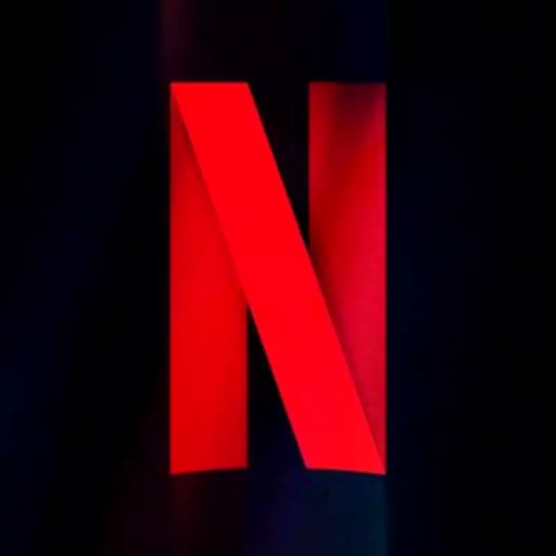 Lily Collins Celebrates Father Phil Collins' 75th Birthday Amid Health Challenges