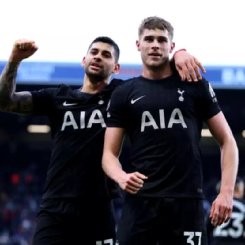 Liverpool and Man Utd Told Why Micky van de Ven Transfer Could Still Happen