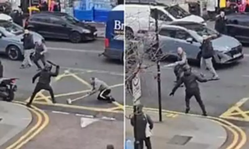 London Locals Fight Back Against Machete-Wielding Jewelry Shop Robbers