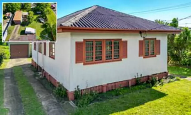 Lonely Man's Dying Wish to Donate Home Sale to Charities Saves Lives