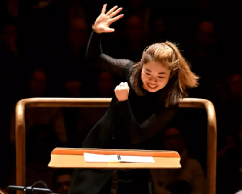 LSO Premieres Matthews's Oboe Concerto with Chan Conducting at Barbican