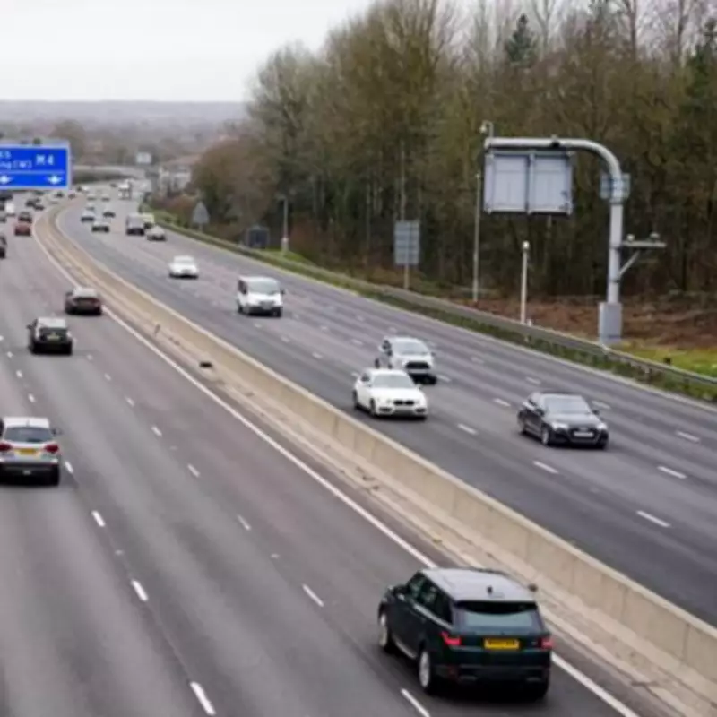 M4 Motorway Shut in Both Directions in Berkshire After Police Chase and Pylon Damage