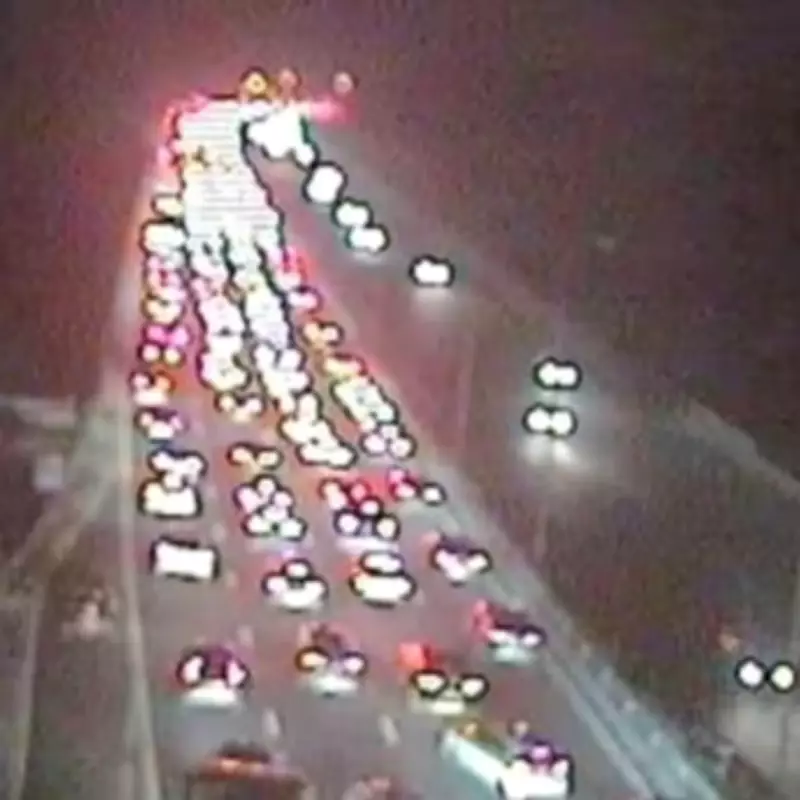 M62 Eastbound Gridlocked After Multi-Vehicle Pile-Up Near Denshaw