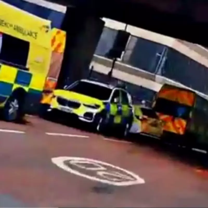 Major Emergency Response Blocks Oxford Road Near Manchester Universities