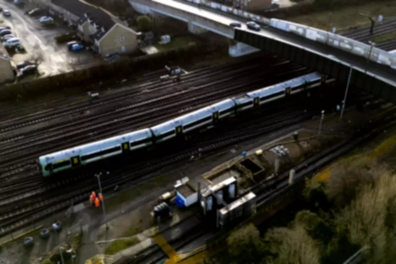 Major UK Rail Alert Lifted After Morning Chaos on Southern, Thameslink and Gatwick Express