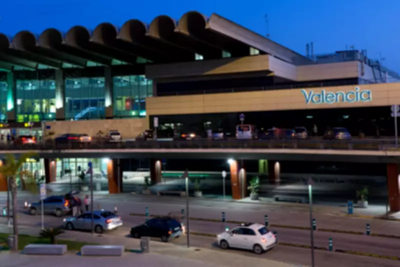 Man Climbs Vueling Plane in Valencia, Causing Major Flight Delay