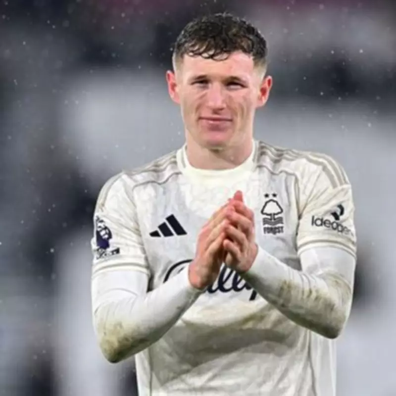 Manchester United and City Set for Summer Transfer Battle Over Forest Star Elliot Anderson