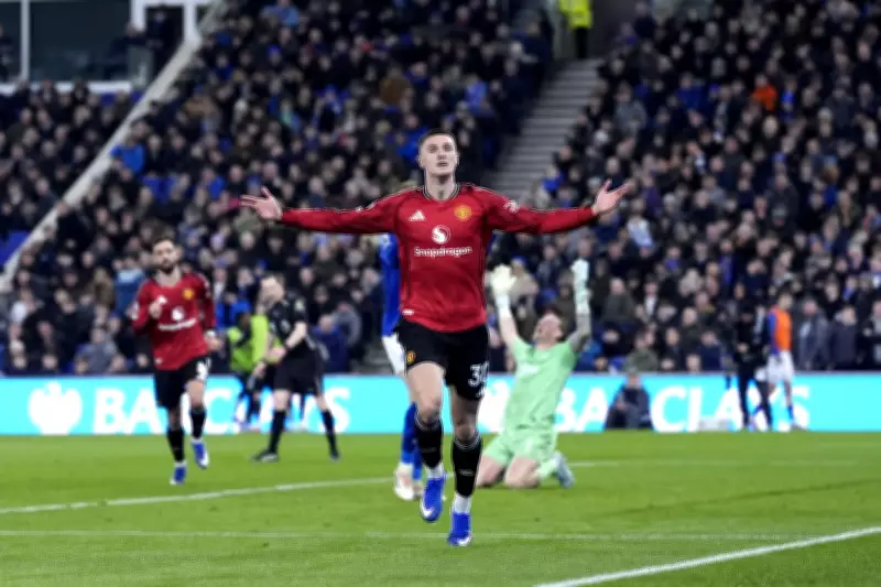Manchester United's Benjamin Sesko Unfazed by Substitute Role Under Carrick