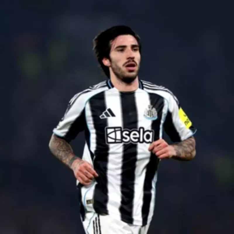 Manchester United's Transfer Stance on Sandro Tonali Amid Newcastle Uncertainty