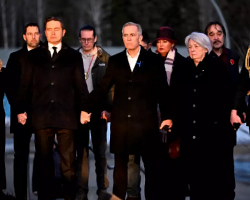 Mark Carney Joins Canadian Opposition Leader in Tribute to School Shooting Victims