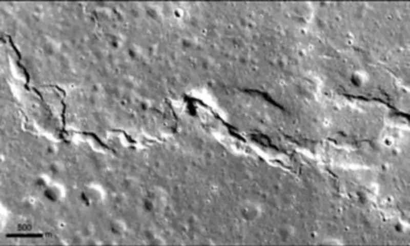 Moon Shrinking: New Study Reveals Over 1,000 Cracks, Posing Risks for Future Astronauts