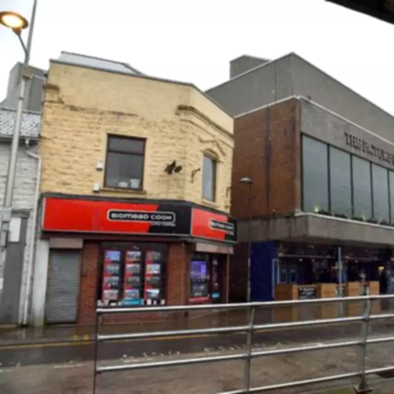 Murder Investigation Launched After Man Dies Following Pub Assault in South Wales