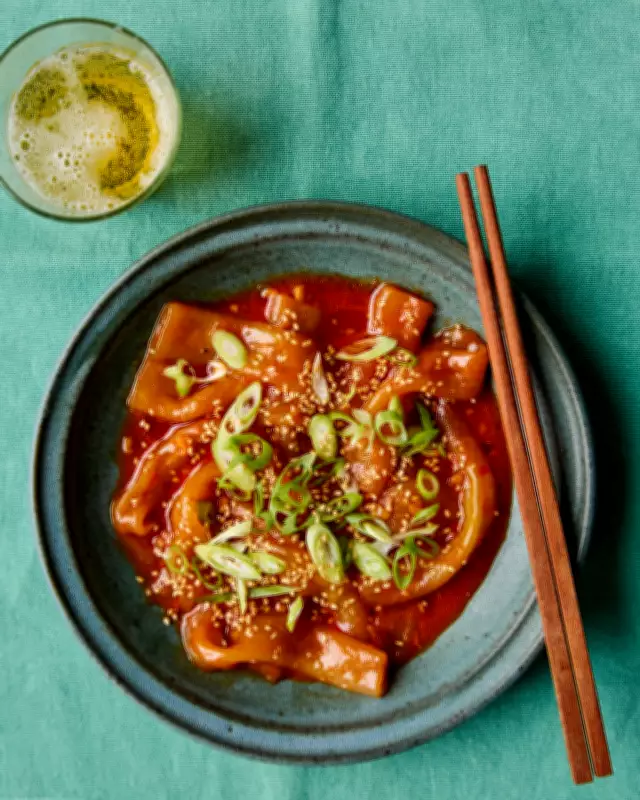 Nadiya Hussain's Creative Rice Paper Recipes: Chicken Half-Moons and Tteokbokki