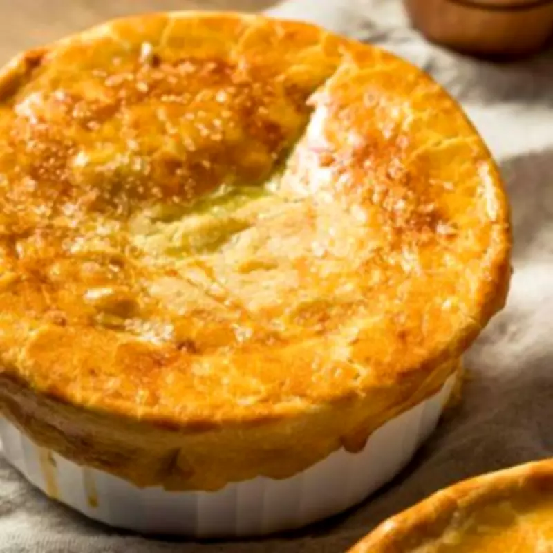 Nigella Lawson's Simple Chicken Pie Recipe for Cosy Winter Evenings