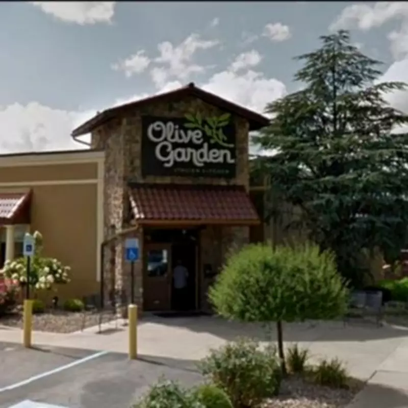 Olive Garden Worker Dies After Plunging Headfirst Into Hot Fryer Oil