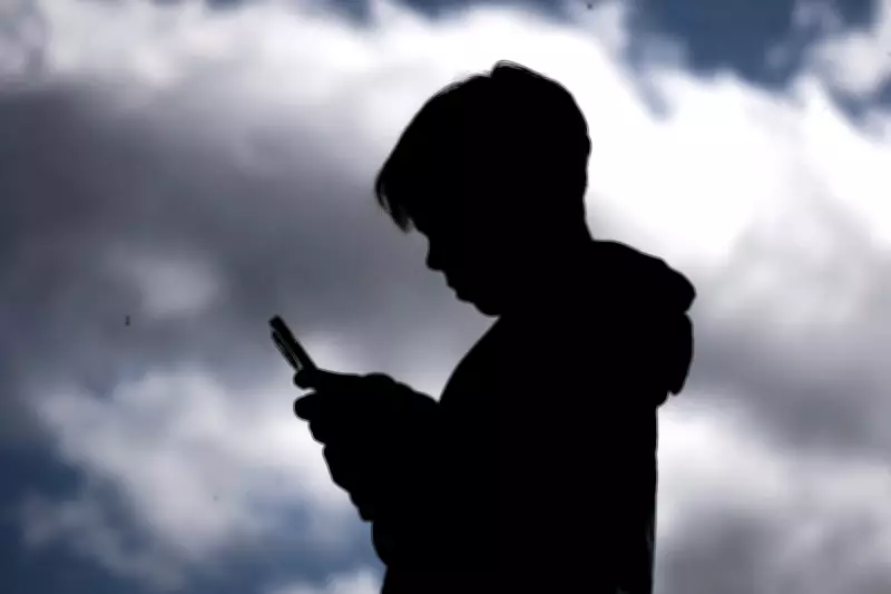 Online Child Abuse Crisis: 1,000 Monthly Arrests as Threat Escalates