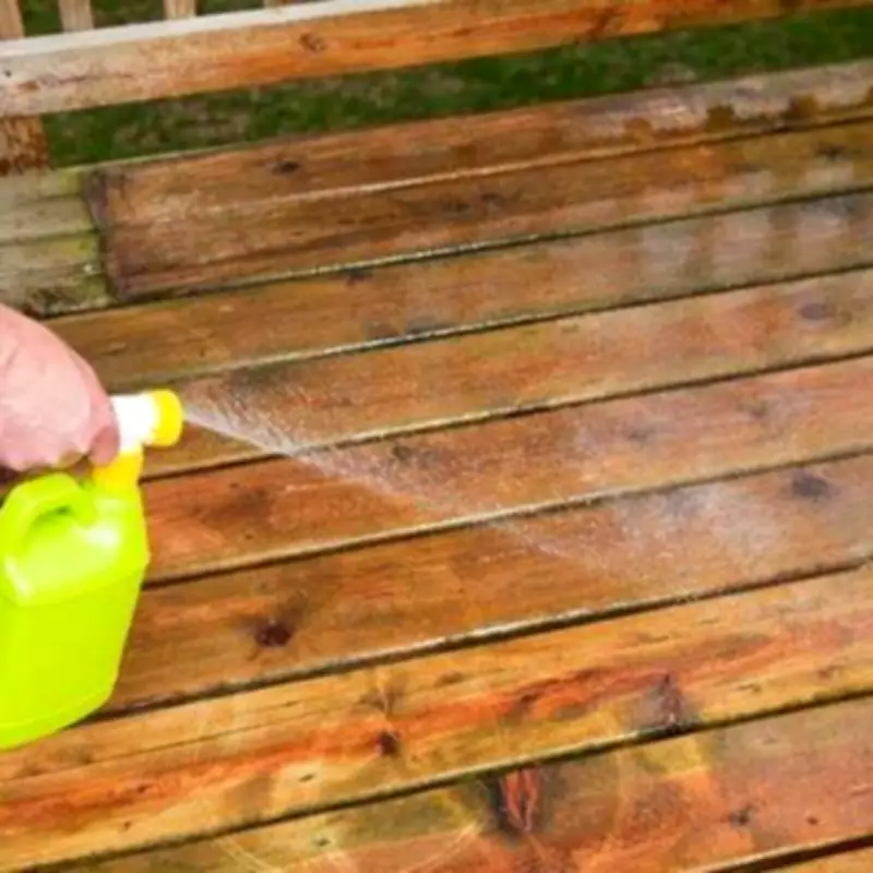 Patio Magic Moss Cleaner Drops to Under £5 in B&Q Deal via TopCashback