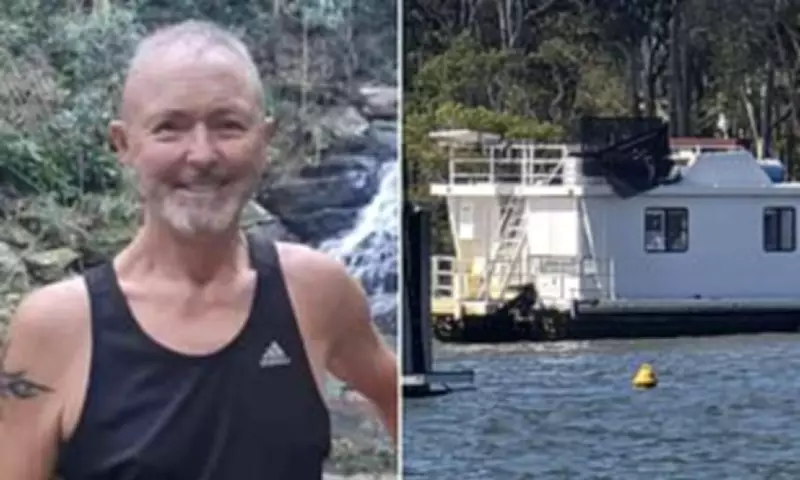 Pensioner Sells Houseboat for $2 After Queensland Tightens Noosa River Rules