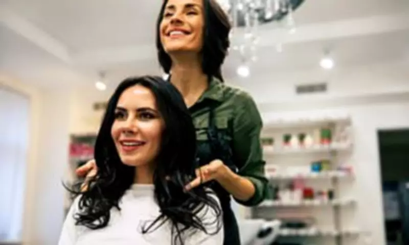 Police Enlist Hairdressers to Combat Valentine's Day Romance Fraud