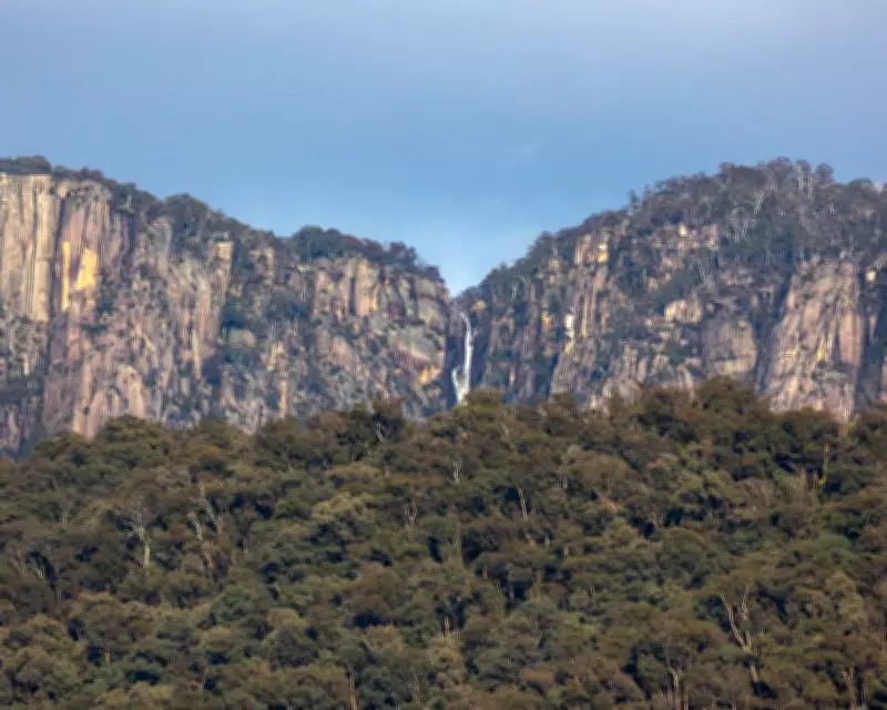 Police Launch Major New Search for Fugitive in Mount Buffalo National Park