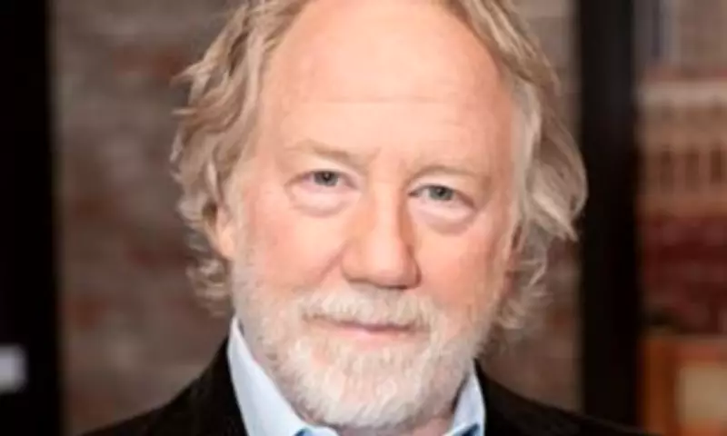 Police Raid Peter Mandelson's Homes in Epstein Leak Investigation