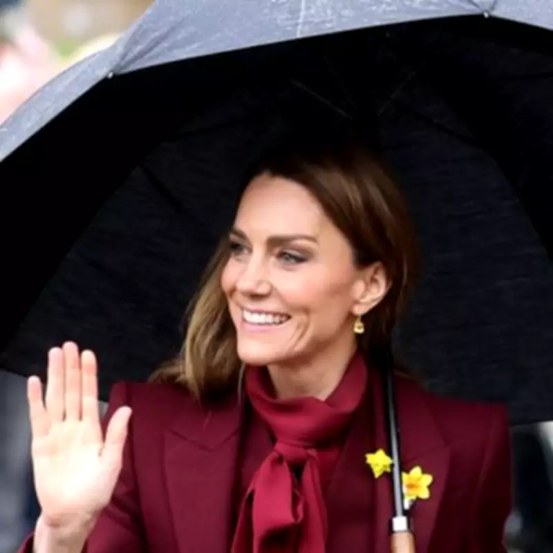 Prince William and Kate Surprise Crowds with Impromptu Walkabout in Welsh Rain
