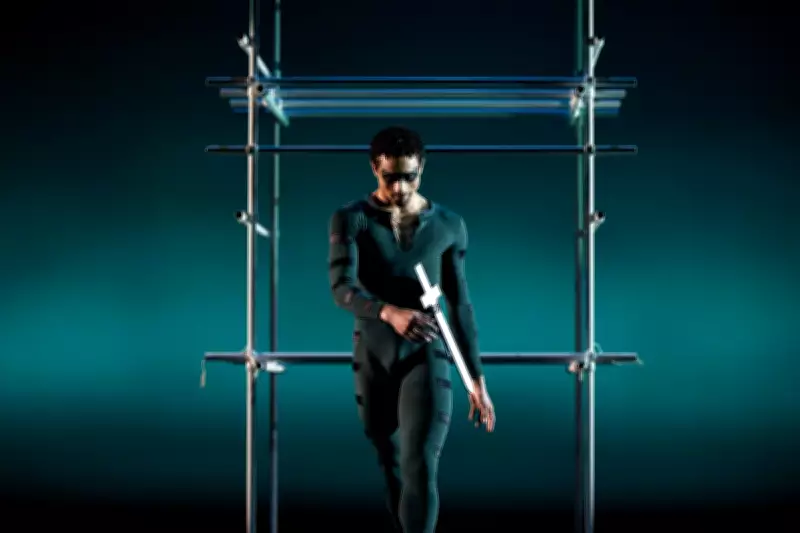 Royal Ballet Revives Glen Tetley's Pierrot Lunaire in Sparse, Forceful Production