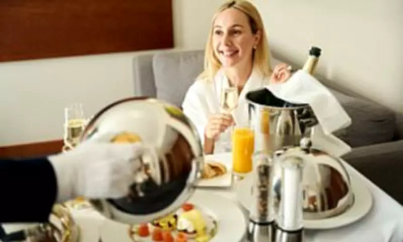 Solo Travellers' Clever Hotel Hack: Booking Double Occupancy for Extra Perks