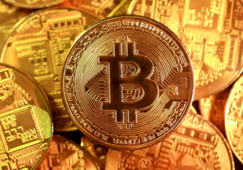 South Korean Crypto Exchange Bithumb Scrambles to Recover $40bn Bitcoin Error