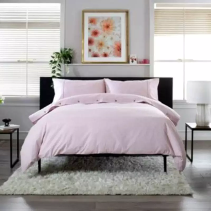 Spring Bedding Bargain: Gingham Duvet Cover Slashed from £90 to £24