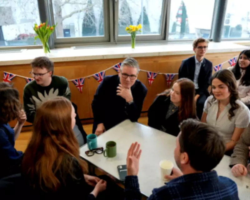 Starmer Pledges Swift Social Media Law, Under-16s Ban Not Guaranteed