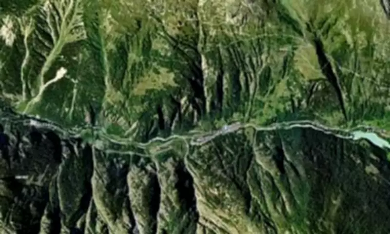 Swiss Train Derails After Avalanche Strikes Railway Line in Valais